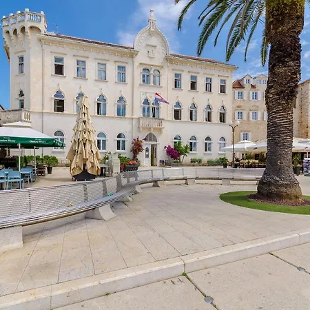 Apartment Mia Trogir