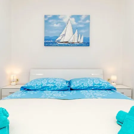 Mia Apartment